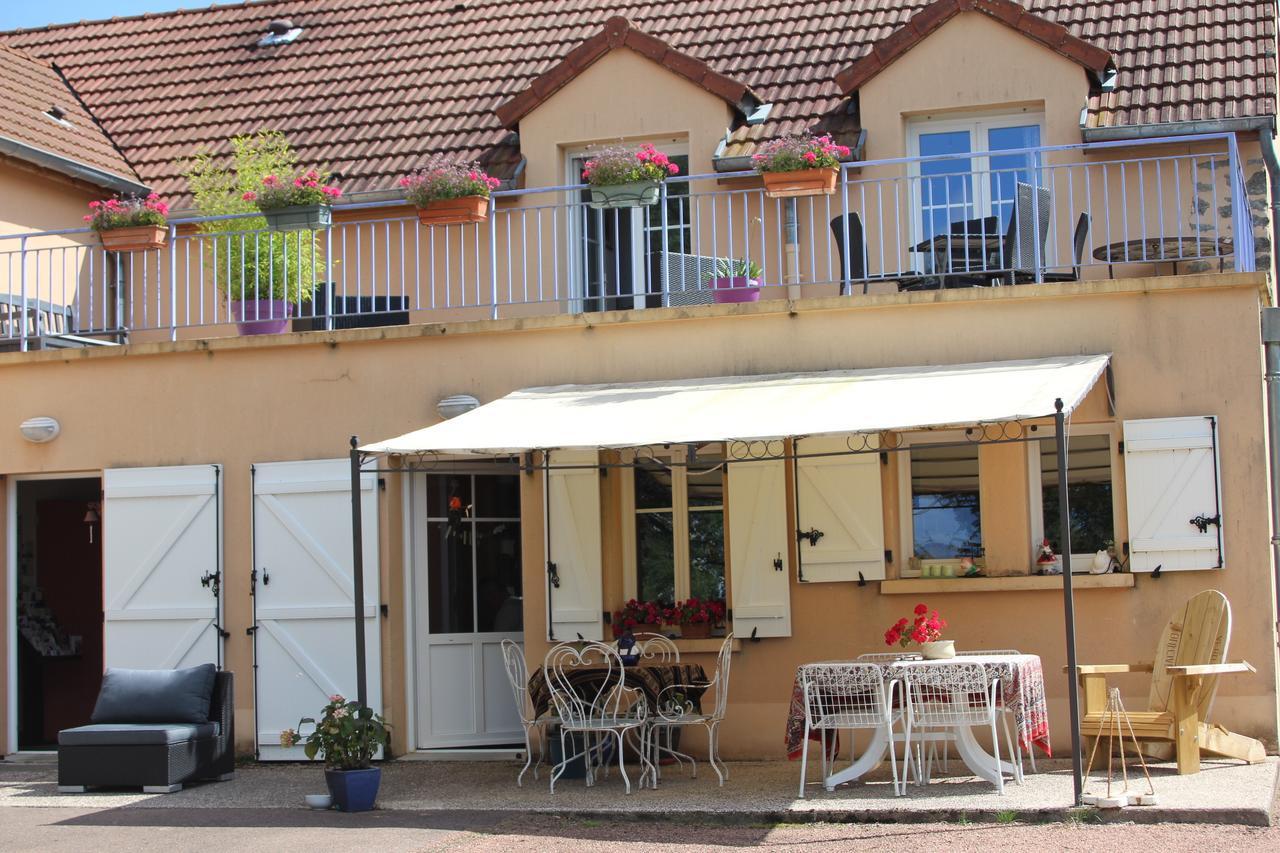 Au Rendez Vous De L'Auxois B&B Essey Exteriör bild